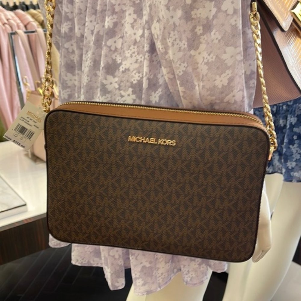 Michael Kors Large Jet Set Item East West Crossbody Brown - Picture 14 of 16